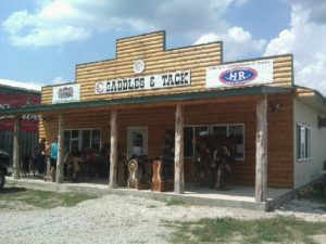 Where to Stay in the Ozarks (near Eminence, MO) with a horse