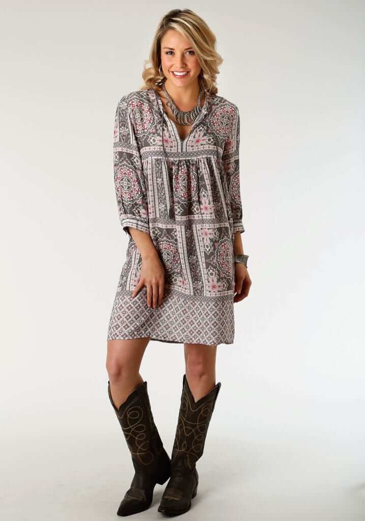 Women’s Pretty And Easy To Wear Peasant Dress In Soft Rayon Challis